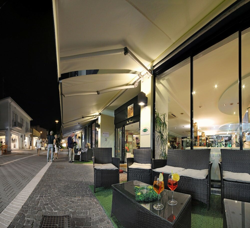 Фото Hotel Cavalluccio Marino