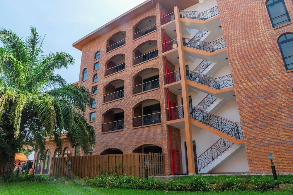 Фото Hotel Chez Lando