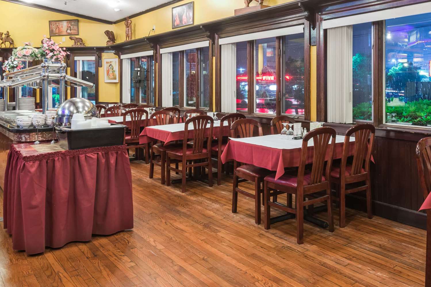 Фото Ramada by Wyndham Groton