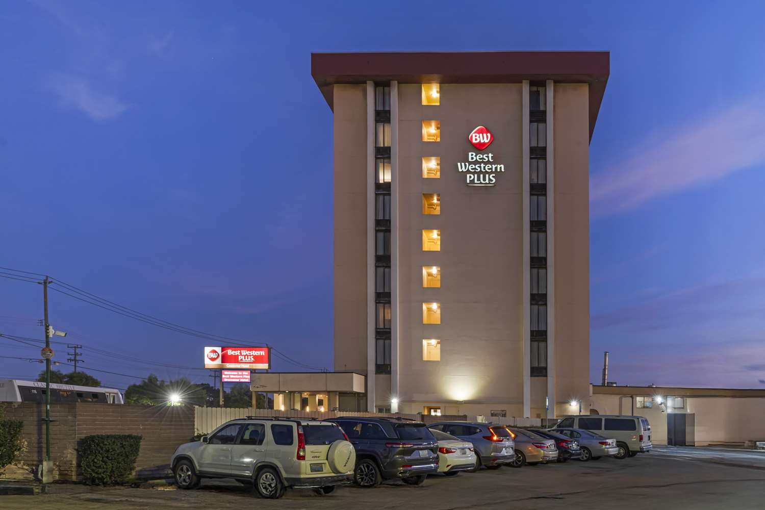Фото Best Western Plus Grosvenor Airport Hotel