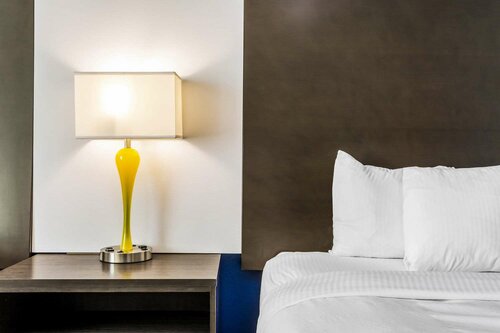 Гостиница La Quinta Inn & Suites by Wyndham Odessa N. - Sienna Tower в Одессе