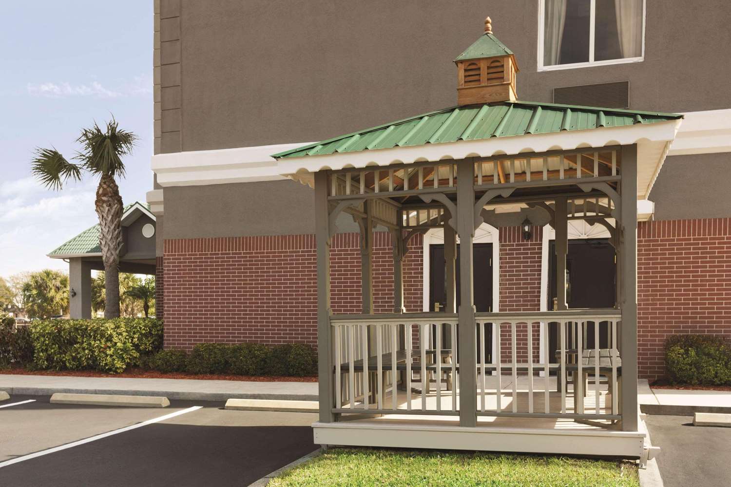 Фото Country Inn & Suites by Radisson, St. Petersburg - Clearwater, Fl