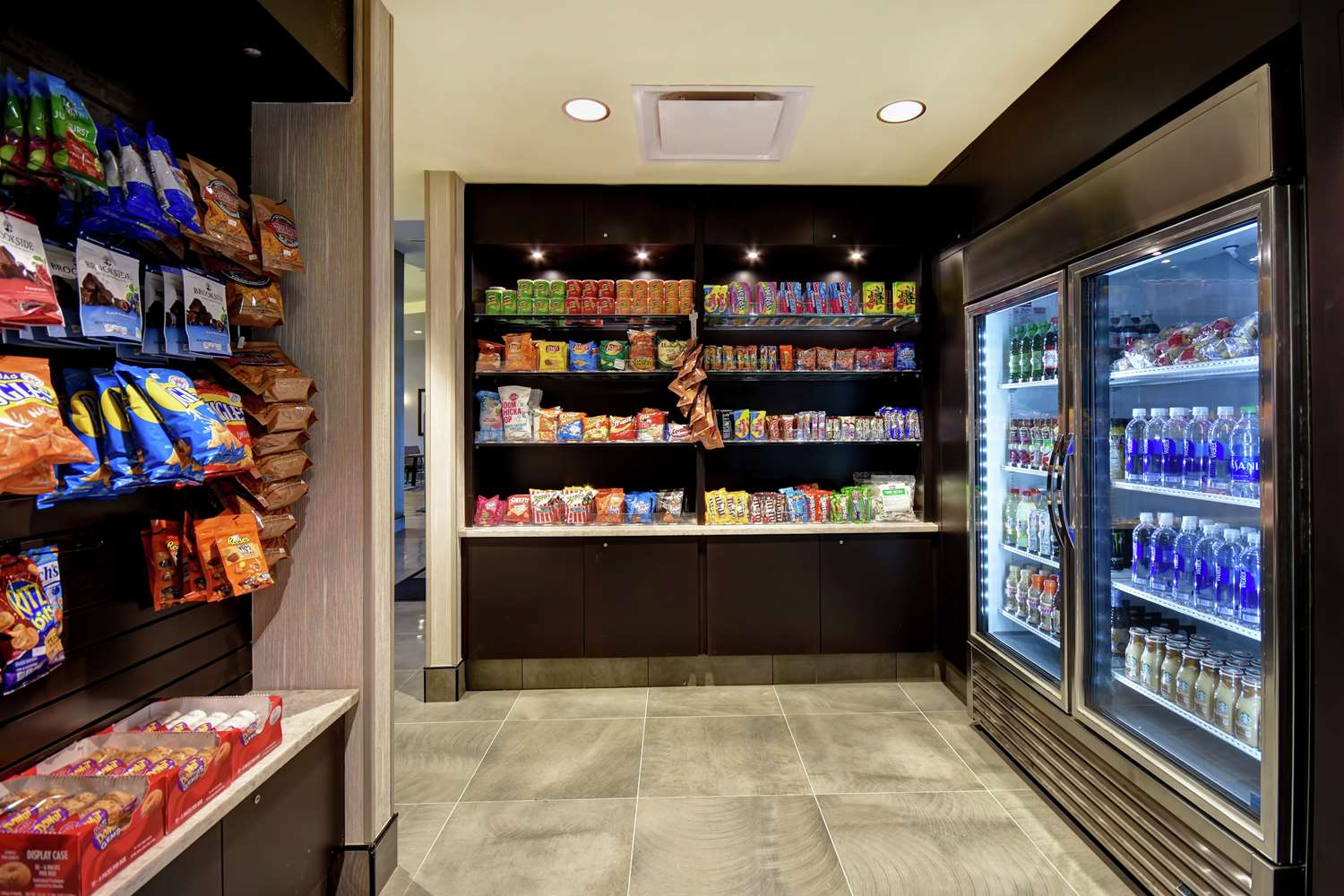 Фото Embassy Suites by Hilton Montgomery Hotel & Conference Ctr