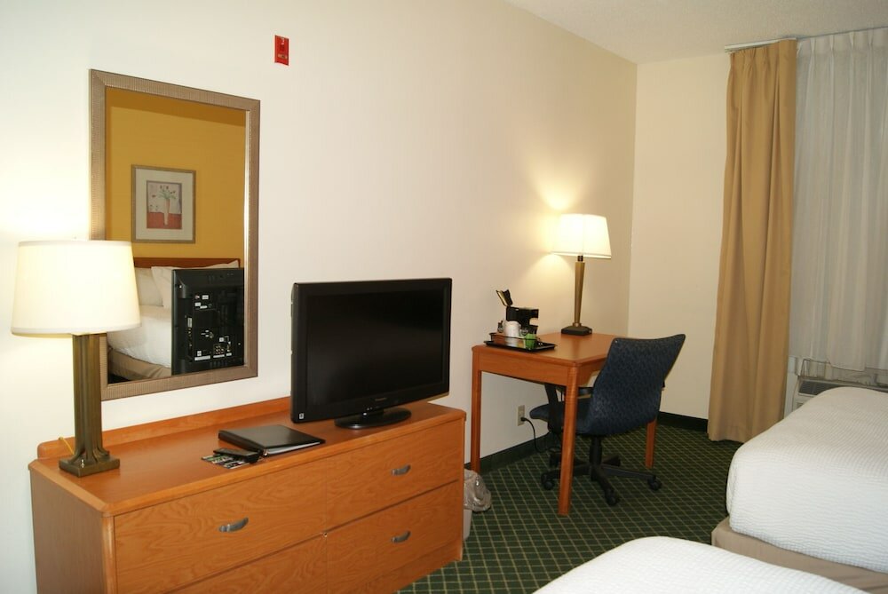 Фото Baymont by Wyndham Coon Rapids