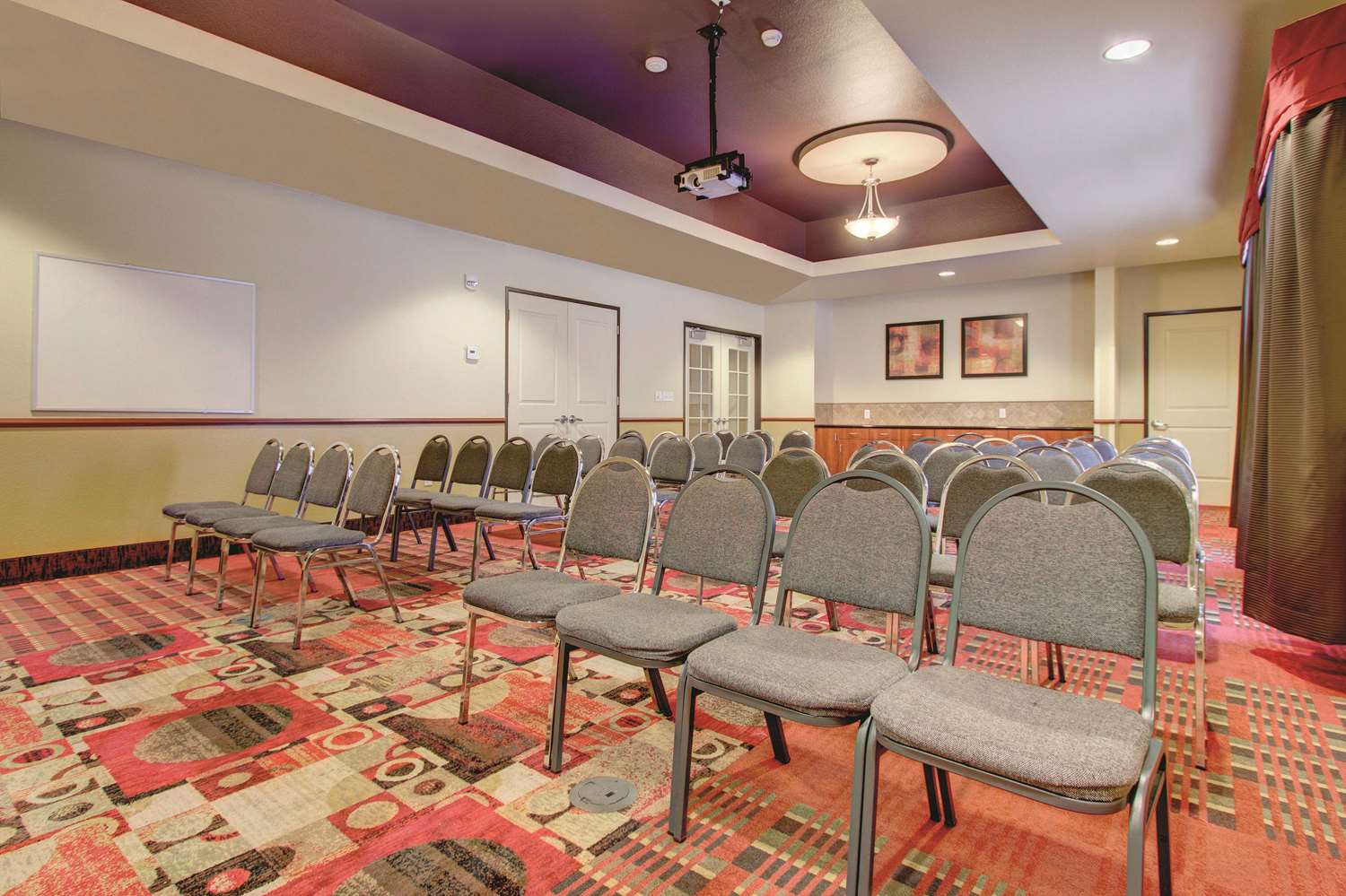 Фото La Quinta Inn & Suites by Wyndham Denver Gateway Park