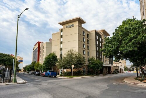 Внешний вид отеля SpringHill Suites by Marriott San Antonio Alamo Plaza/Convention Center в Сан-Антонио, фото 5