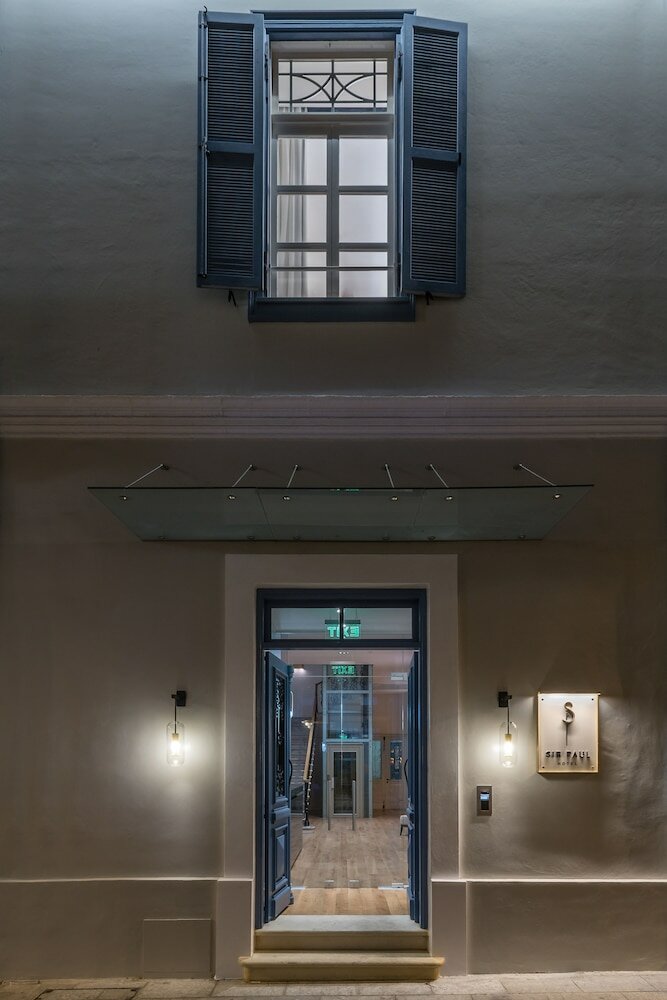 Фото S Paul Hotel