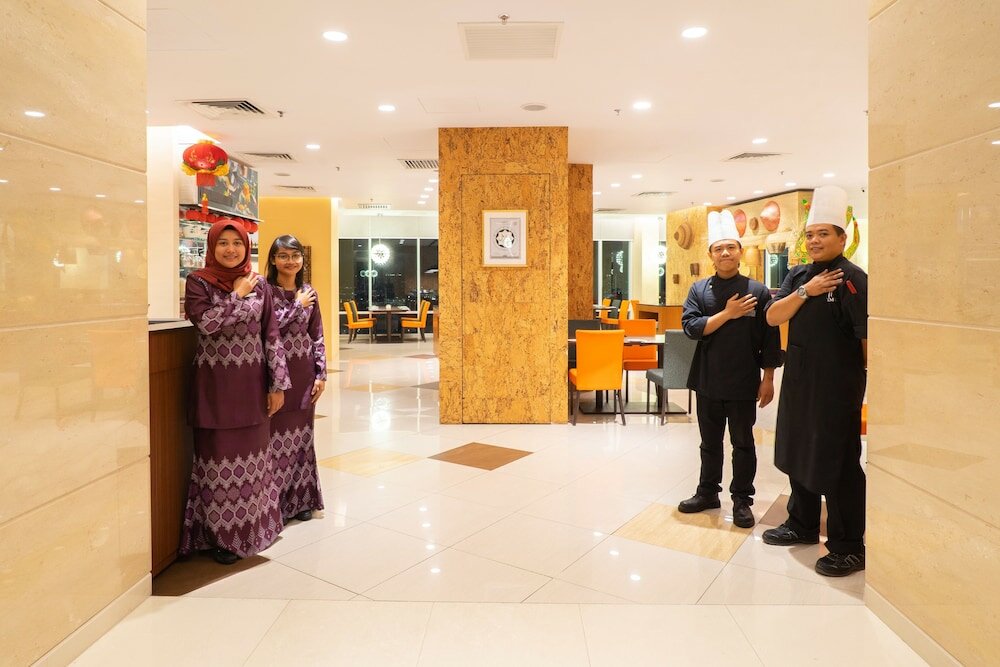 Фото Tamu Hotel & Suites Kuala Lumpur