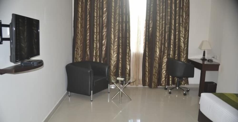 Фото Hotel Patliputra Nirvanaa