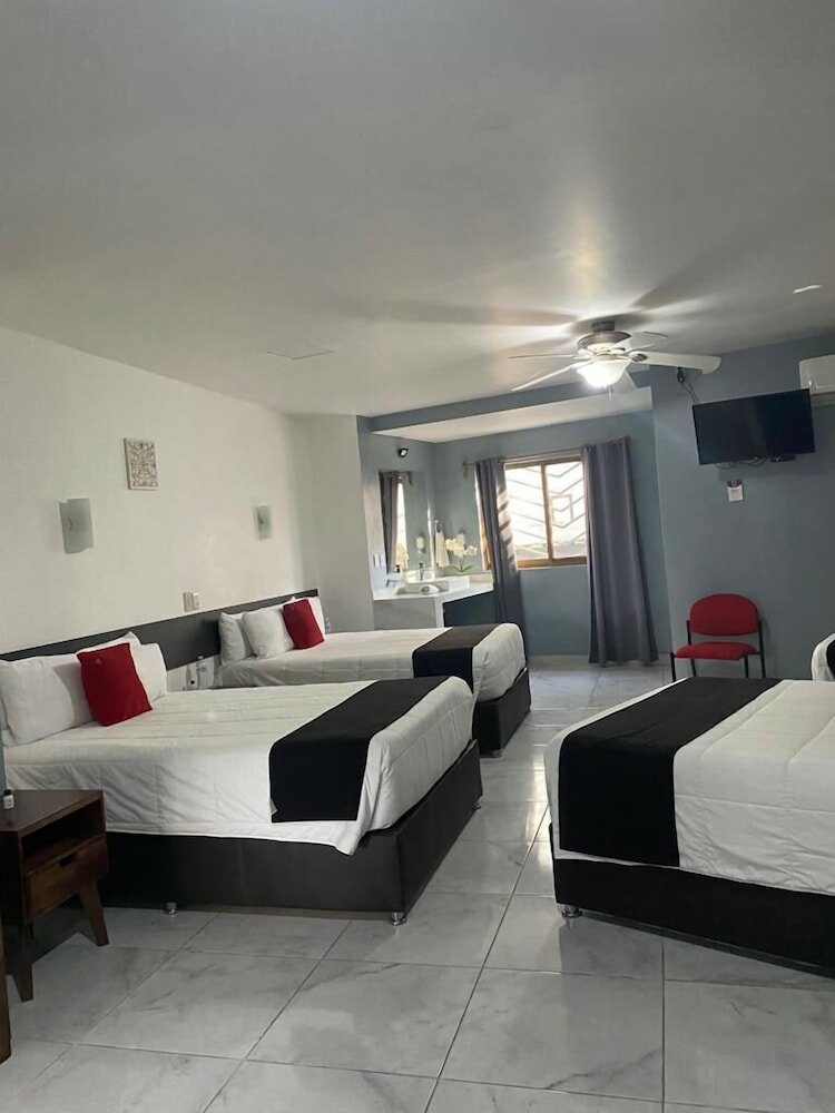 Фото Hotel Guadalajara Express