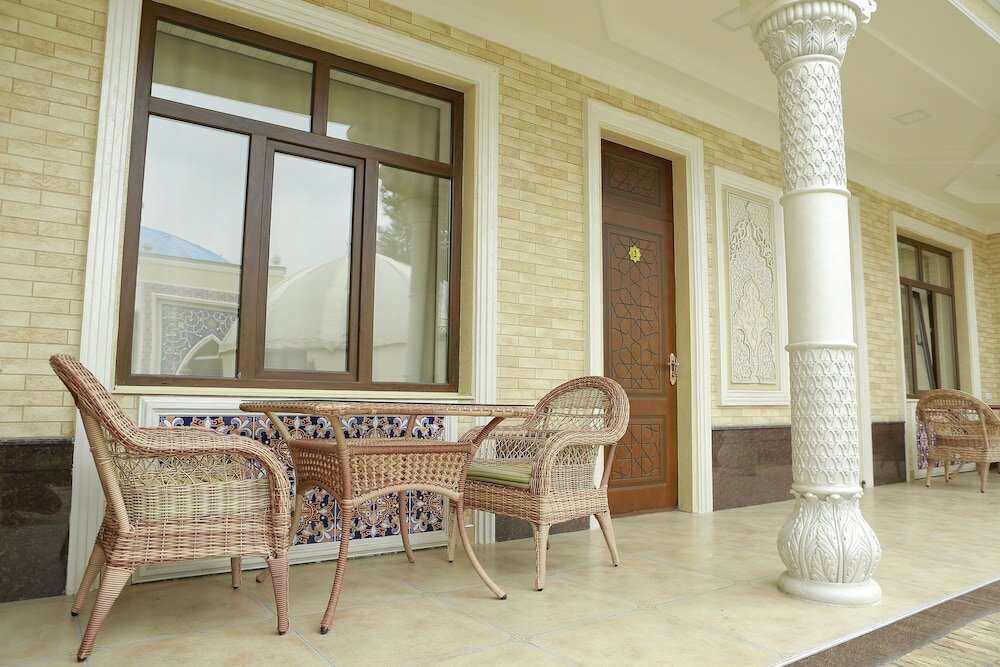 Фото Mirzo Boutique Hotel