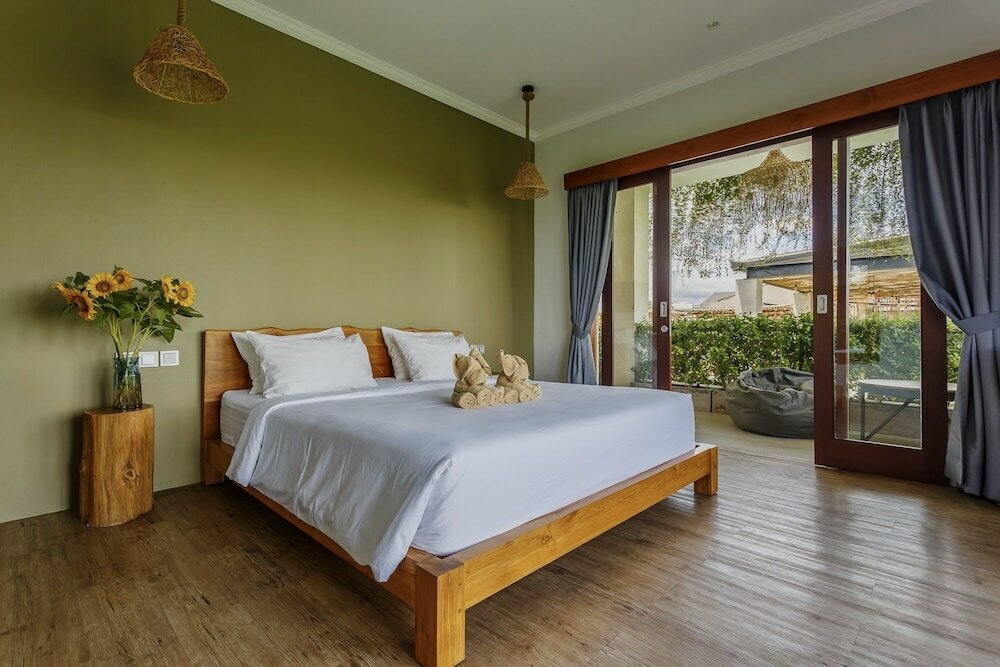 Фото Canggu Hype Suites