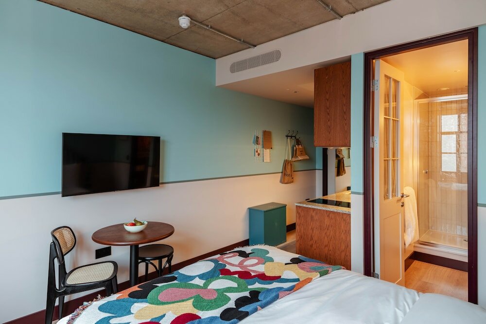 Фото Room2 Chiswick Hometel