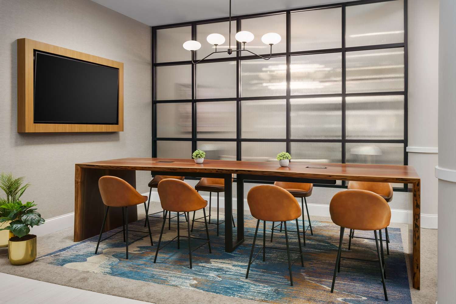 Фото DoubleTree by Hilton Charlotte City Center