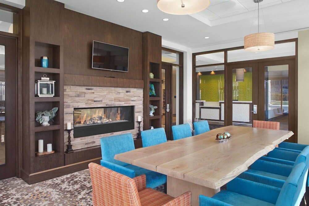 Фото Hilton Garden Inn Akron