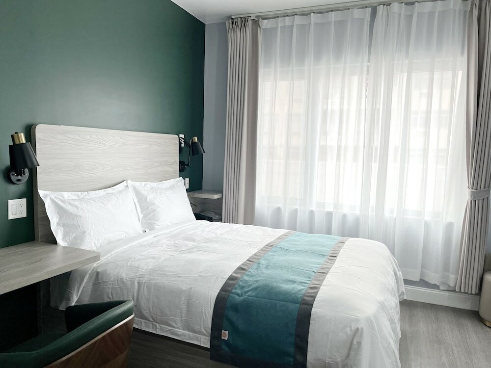 Фото Starlight Hotel