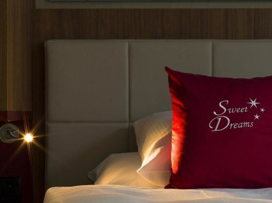 Фото Hotel Wartmann am Bahnhof