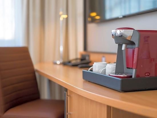 Фото Mercure Hotel Koeln Belfortstrasse