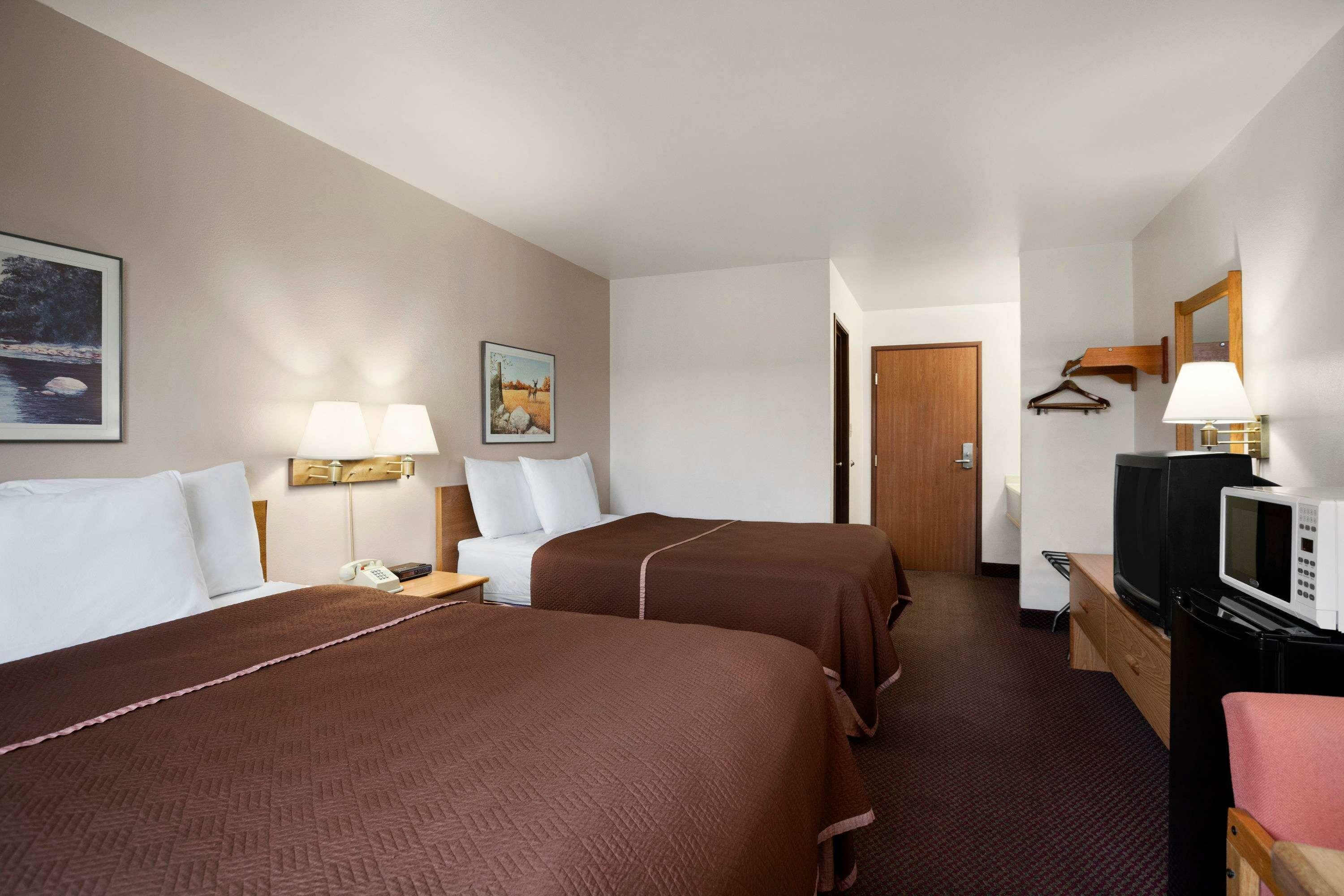 Фото Travelodge by Wyndham Elko Nv