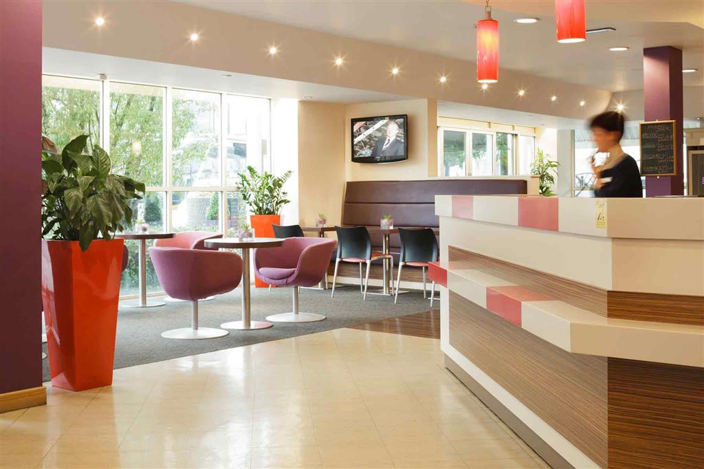 Фото Ibis Cardiff