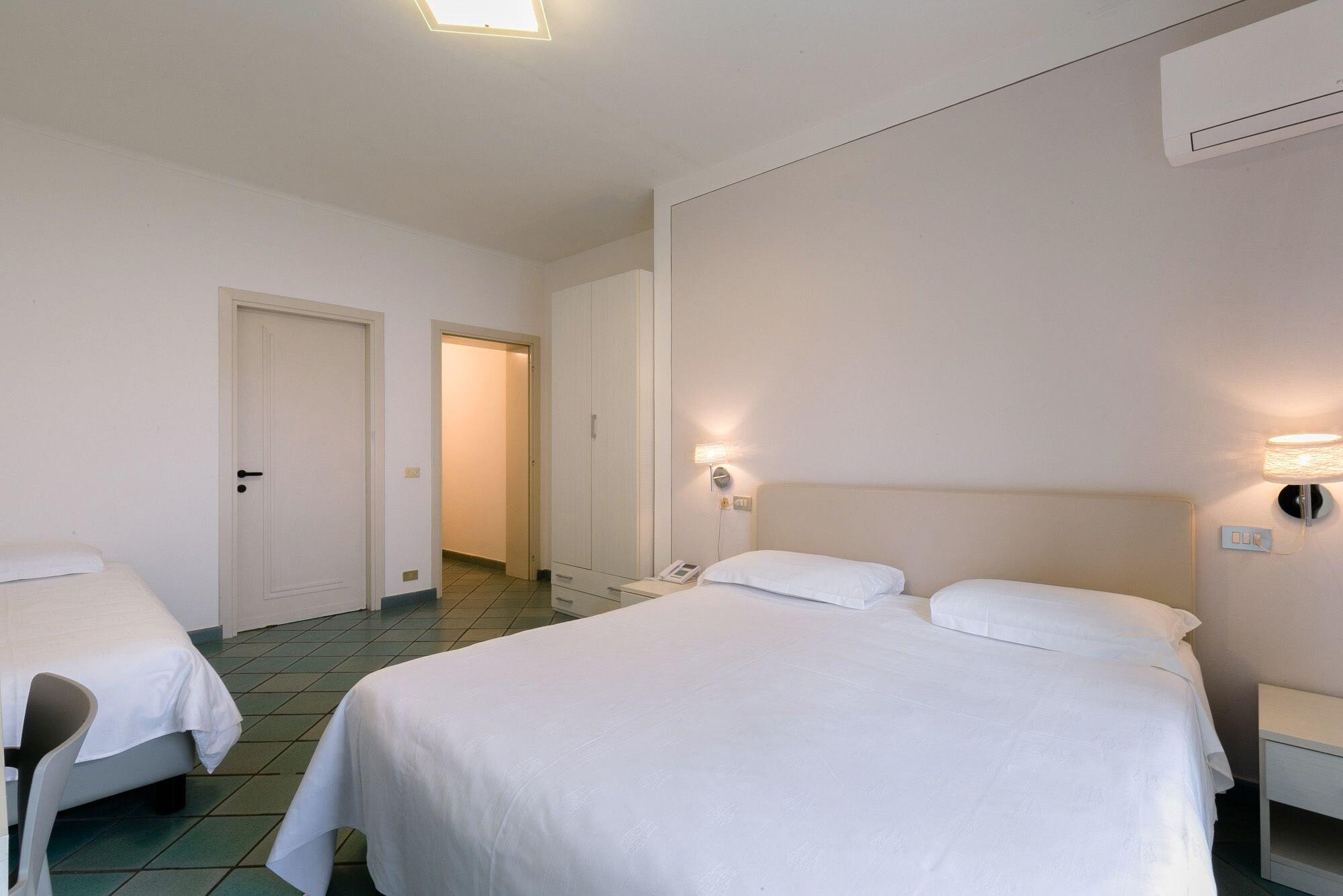 Фото Hotel Saviola