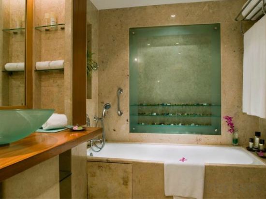 Фото The LaLiT Mumbai