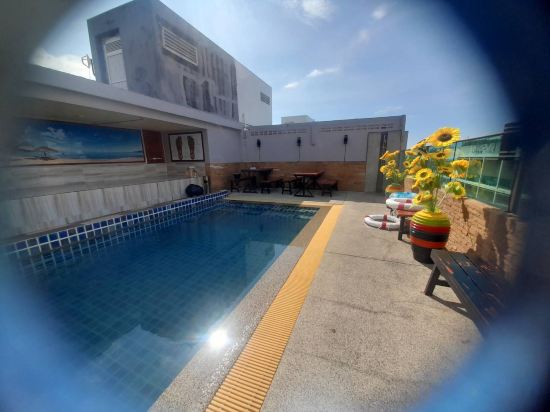 Фото The Patong Center Hotel