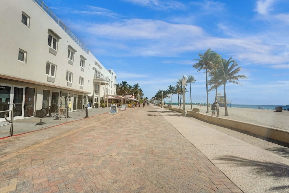 Фото Sheldon Hotel