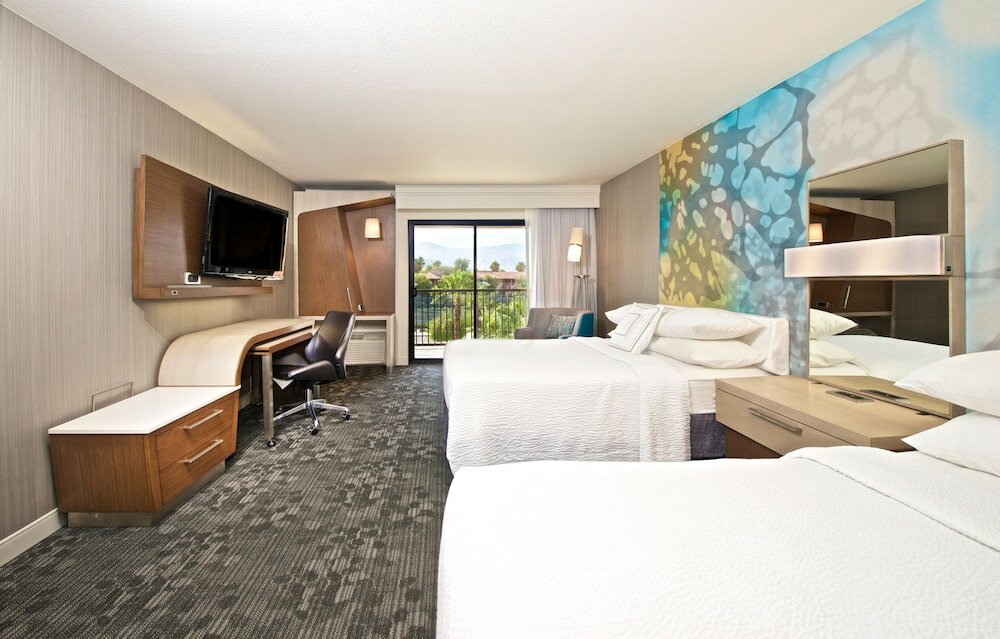Фото Courtyard Palm Desert by Marriott