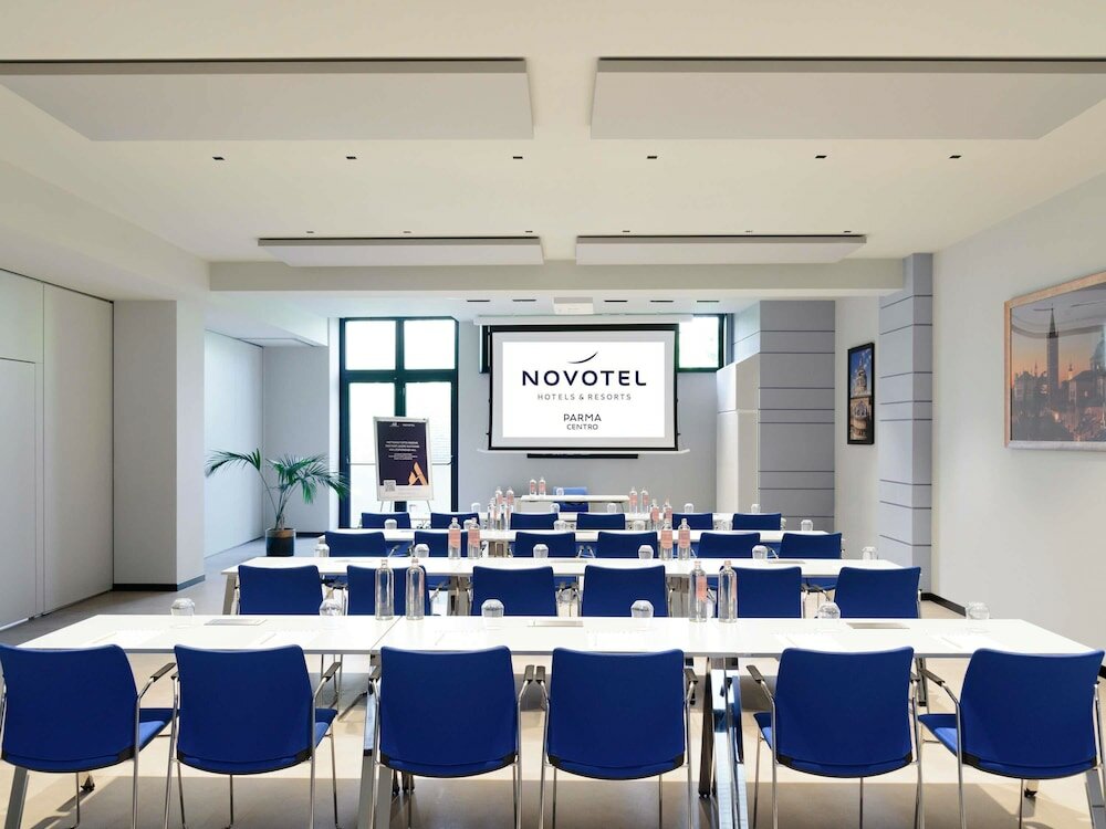 Фото Novotel Parma Centro