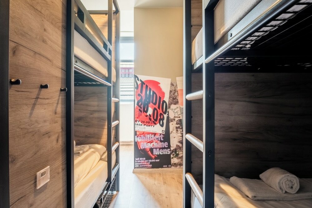 Фото Century Hotel Antwerpen