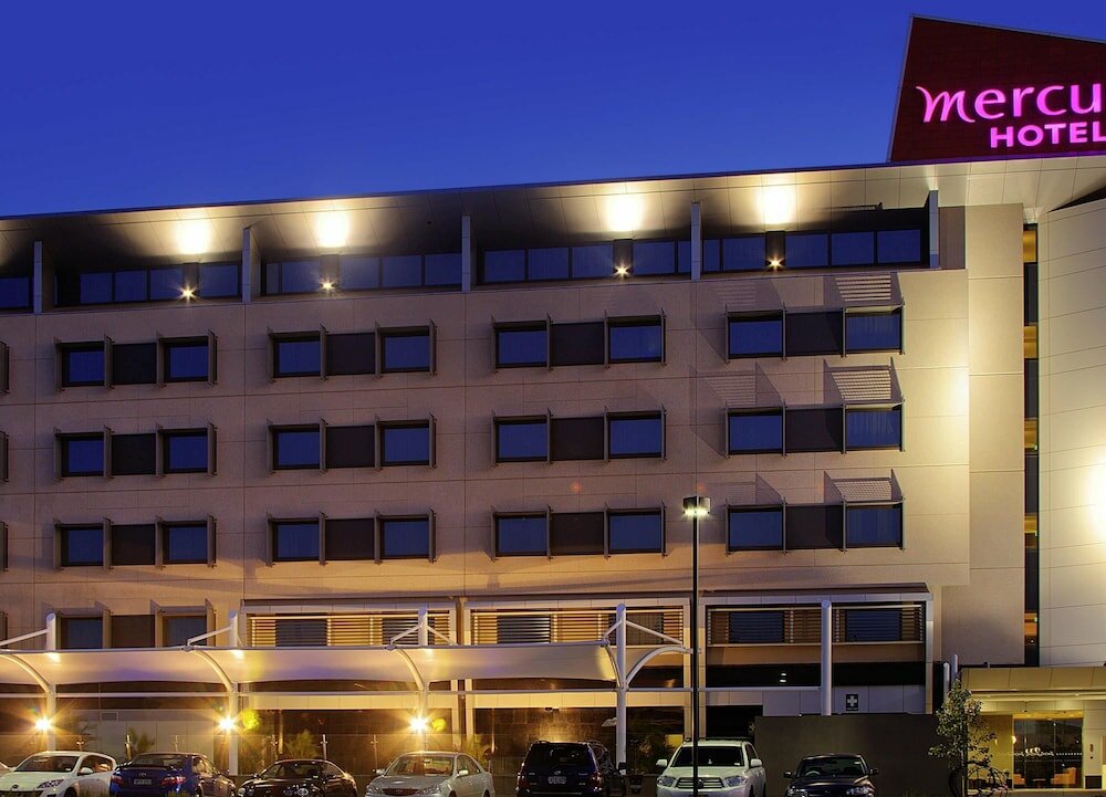 Фото Mercure Sydney Liverpool