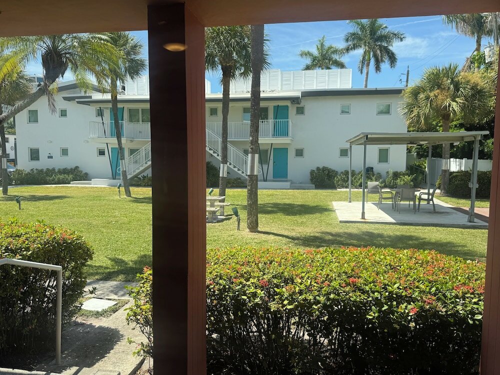 Фото Rolo Beach Hotel