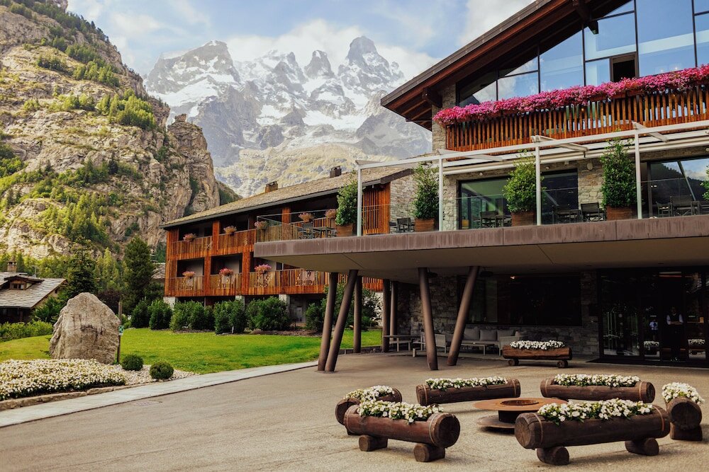 Фото Grand Hotel Courmayeur Montblanc