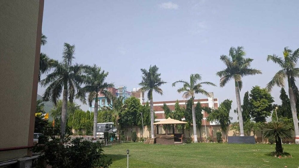 Фото The Rajgir Residency