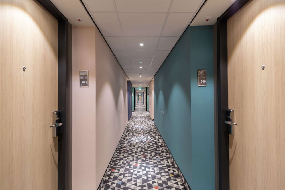 Фото Hampton by Hilton Utrecht Central Station