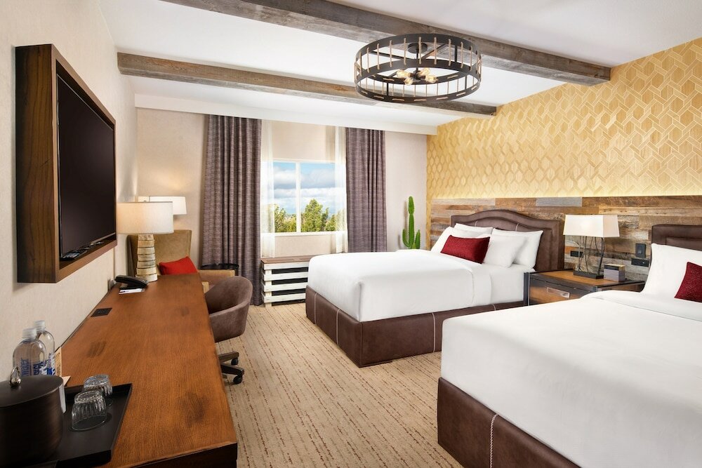 Фото Silverton Casino Lodge - Newly Renovated