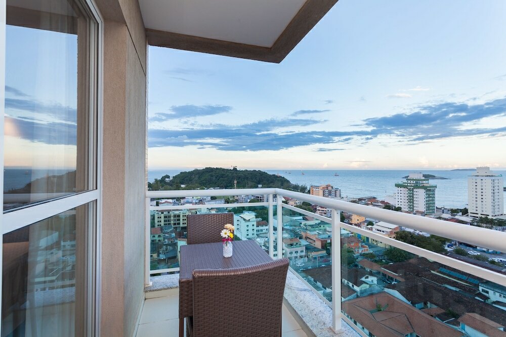 Фото Ramada by Wyndham Macae Hotel & Suites