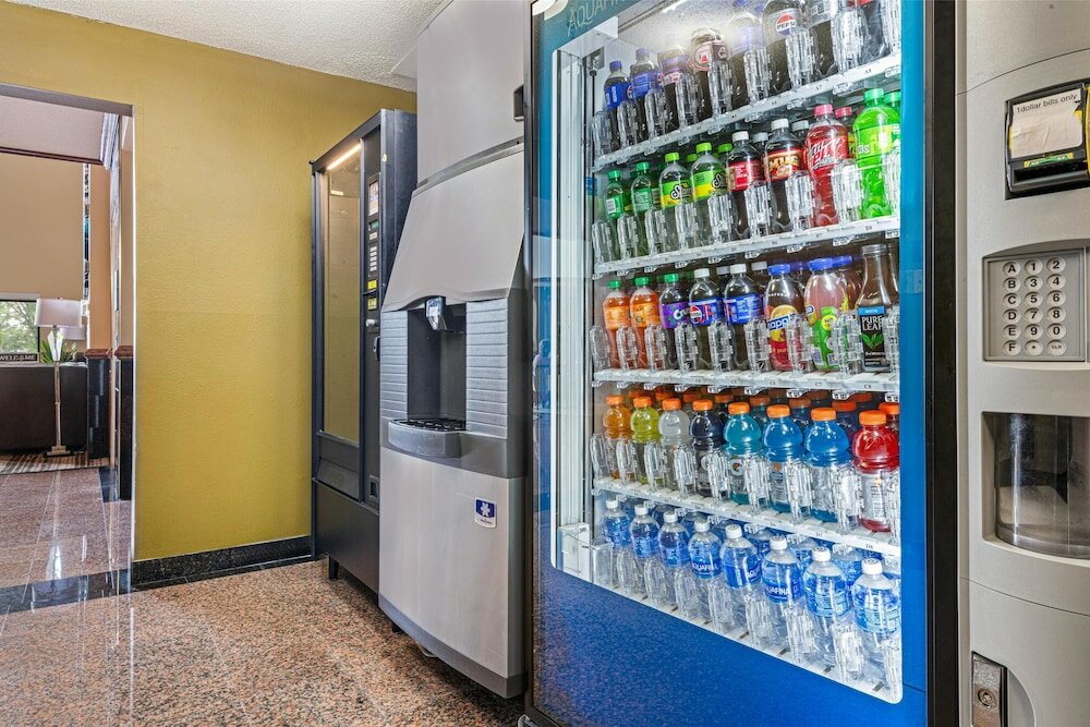 Фото Best Western Airport Inn