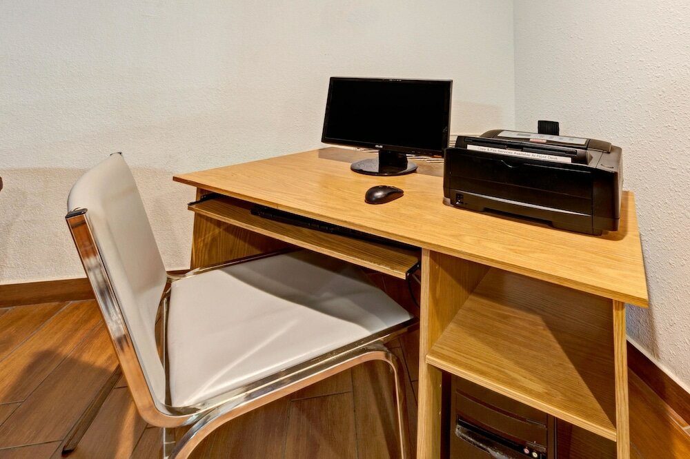 Фото Baymont by Wyndham El Reno