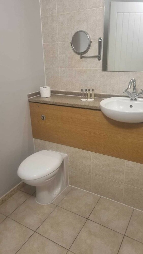 Фото Mercure Wigan Oak Hotel