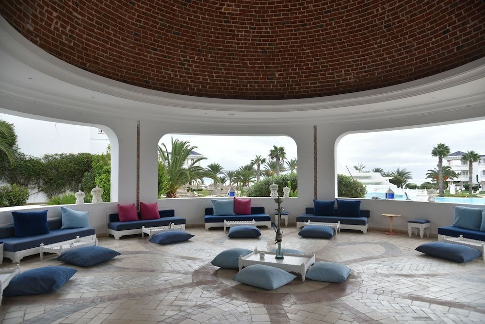 Фото Golden Tulip Taj Sultan