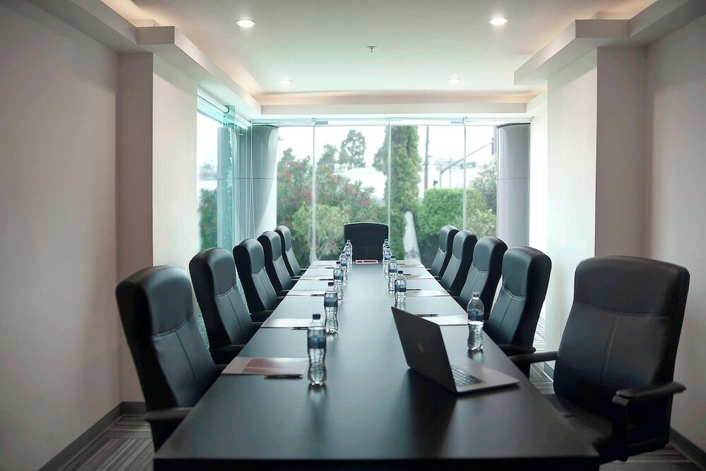Фото Tijuana Marriott Hotel