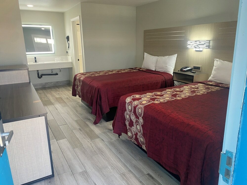 Фото Mayfair Inn