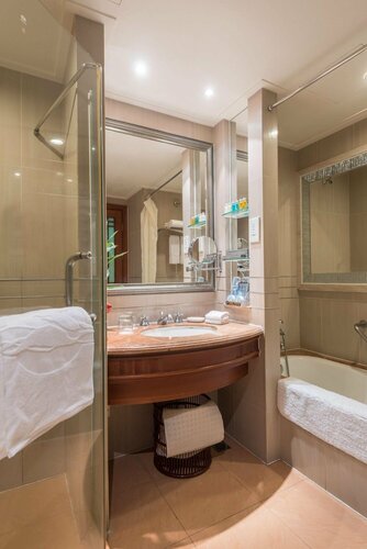 Гостиница Baohong Hotel Sanya в Санье