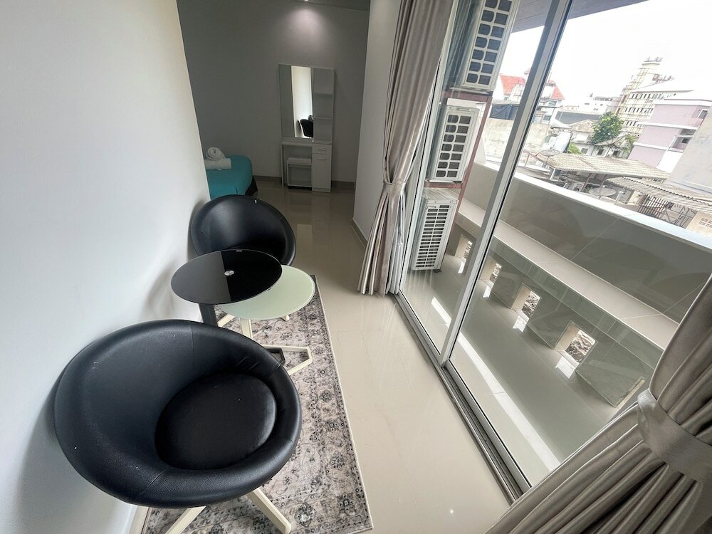 Фото W-9 Hotel