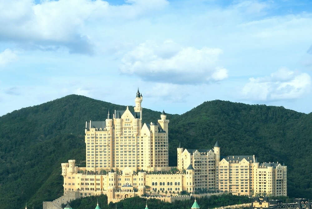 Фото The Castle Hotel a Luxury Collection Hotel Dalian
