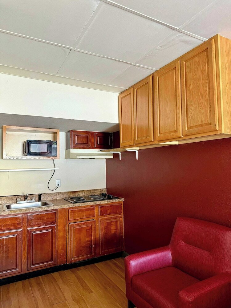 Фото Red Roof Inn York Downtown