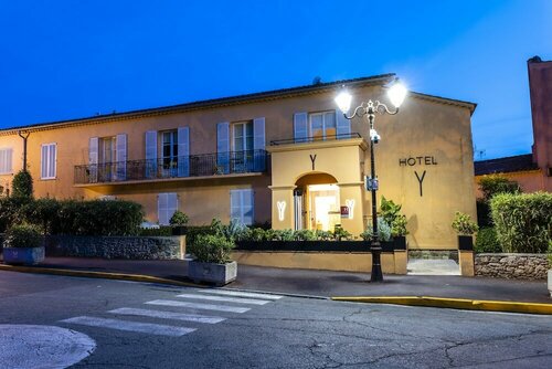 Гостиница Hotel Le Y в Сен-Тропе