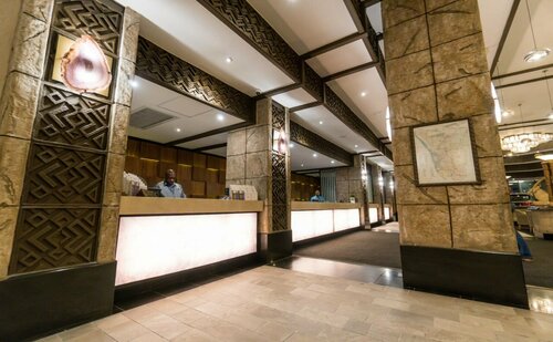 Гостиница Windhoek Country Club Resort в Виндхуке